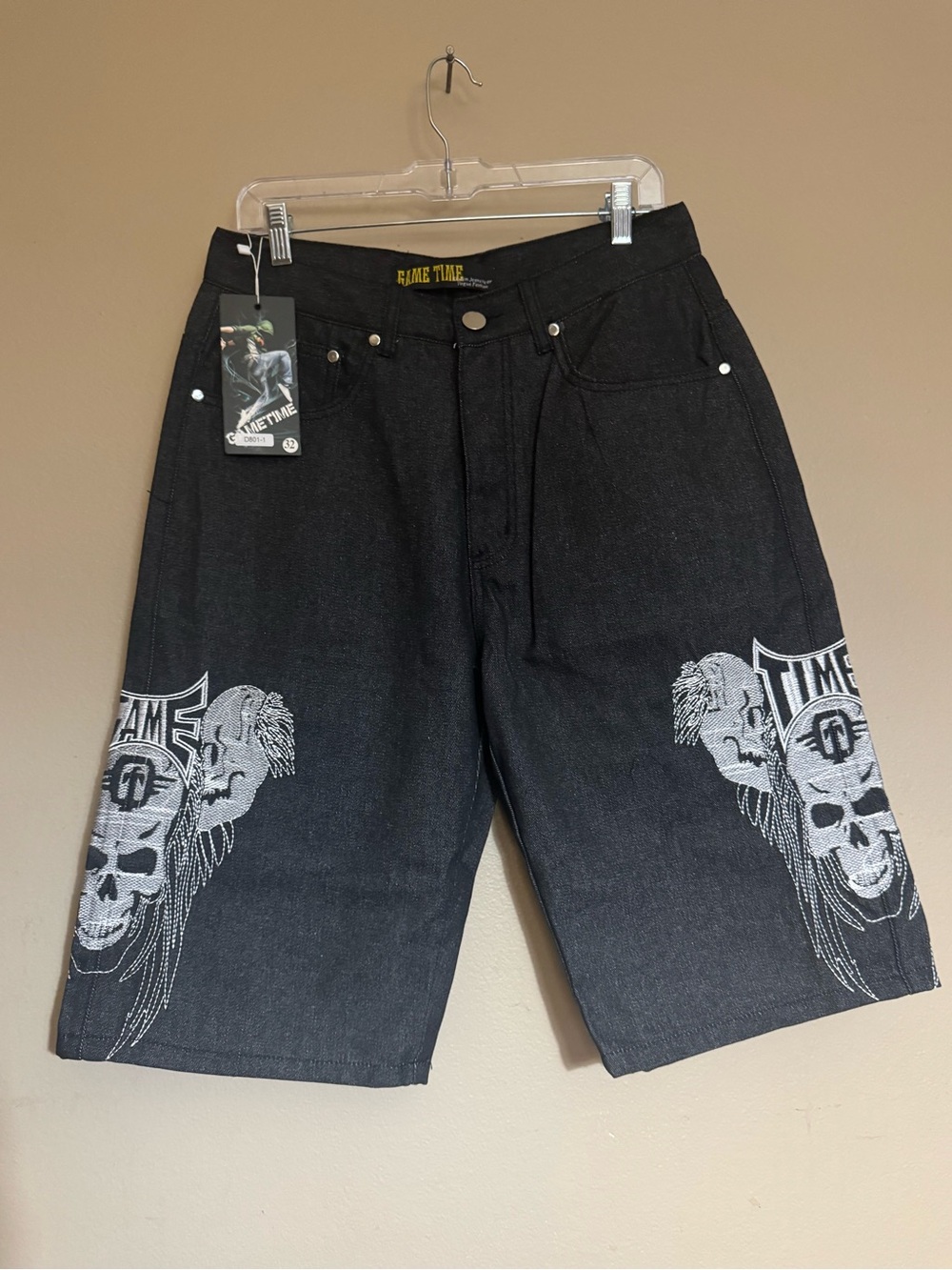 Game Time, Y2K-Style, Double Skill Embroidered, Mens Size 32, Black Denim Shorts
